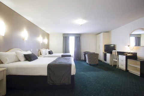 Hotel Northbridge - Accommodation Noosa 1