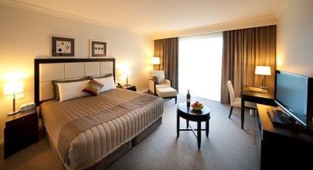 Century Inn - Accommodation Noosa 2