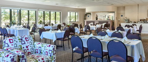 Blazing Stump Motel & Suites - Accommodation Noosa 2