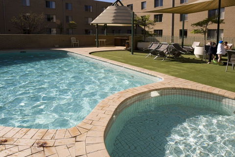 Kingston Terrace Serviced Apartments - Accommodation Noosa 2