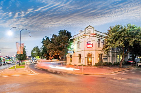 Prince Of Wales Motor Inn - Accommodation Noosa 0