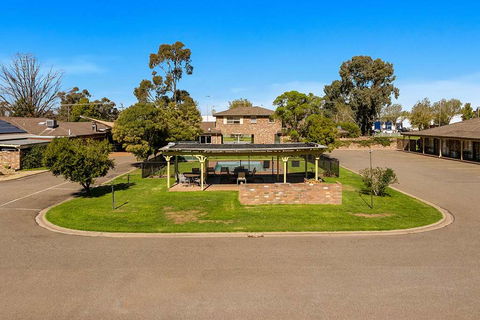Quality Inn Carriage House - Accommodation Noosa 1