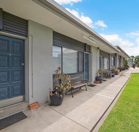 Hamilton Lakeside Motel - Accommodation Noosa