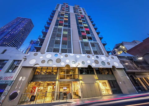 Brady Hotel Central Melbourne - Accommodation Noosa 0