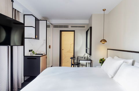 Brady Hotel Jones Lane - Accommodation Noosa 2
