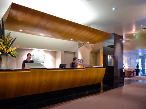 Hotel Grand Chancellor - Accommodation Noosa 2