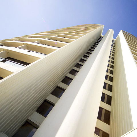BreakFree Capital Tower - Accommodation Noosa 1