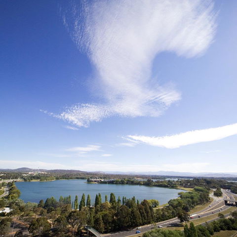 BreakFree Capital Tower - Accommodation Noosa 2