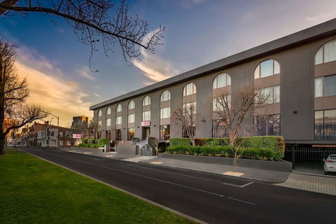 Best Western Plus Travel Inn Hotel - Accommodation Noosa 0