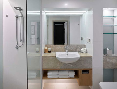 RACV Royal Pines Resort - Accommodation Noosa 2