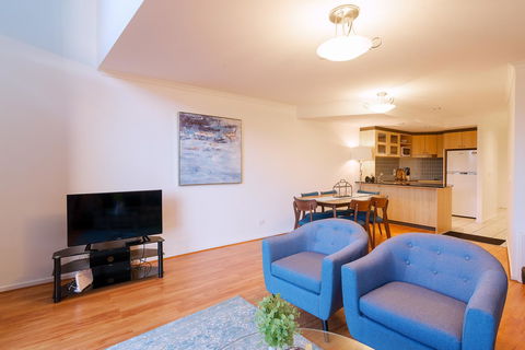 ALLARA CANBERRA - Accommodation Noosa 1
