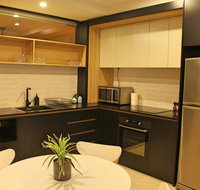 Stylish Modern Cute as a Button - Braddon CBD - Accommodation Noosa