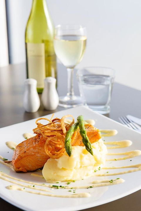 Quality Hotel Dickson - Accommodation Noosa 9