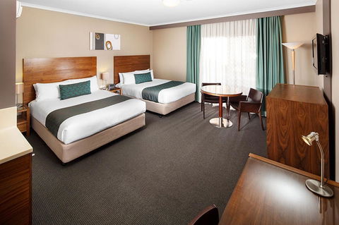 Quality Hotel Dickson - Accommodation Noosa 3