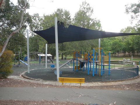 3BR Executive Apartment With Lake And Mountain Views - Accommodation Noosa 13