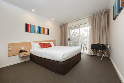 Ramada Encore Belconnen - Accommodation Noosa 4