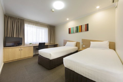 Ramada Encore Belconnen - Accommodation Noosa 5