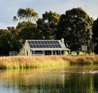 The Lake House Retreat - Accommodation Noosa