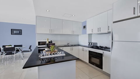 Lakeside Waterfront Apartment The Entrance - Accommodation Noosa 1