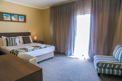 Marina Hotel - Accommodation Noosa 31