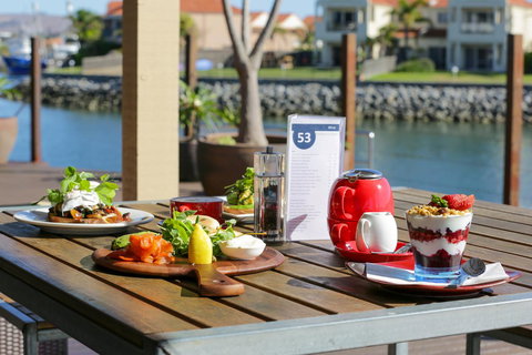 Marina Hotel - Accommodation Noosa 40