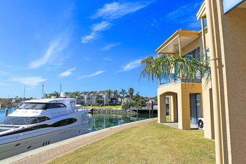 Marina Hotel - Accommodation Noosa 27