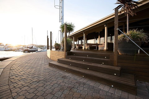 Marina Hotel - Accommodation Noosa 37