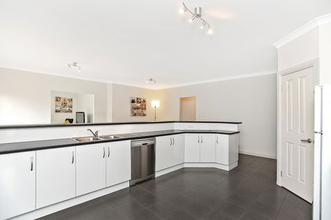 'The Hidden Diamond' - Normanville - Accommodation Noosa 19