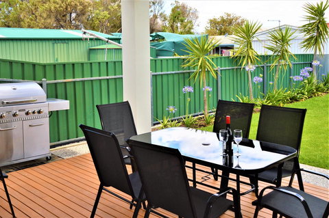 Eastern Breeze - Accommodation Noosa 8