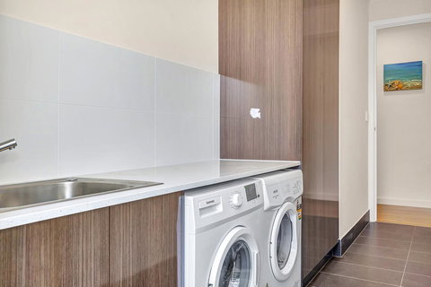 Eastern Breeze - Accommodation Noosa 21