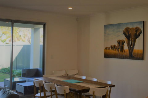 Eastern Breeze - Accommodation Noosa 4