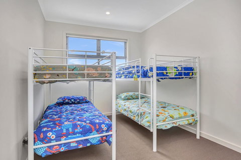 Eastern Breeze - Accommodation Noosa 24