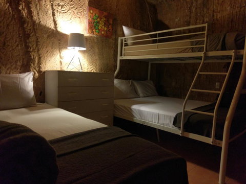 Zen Underground B&B - Accommodation Noosa 12
