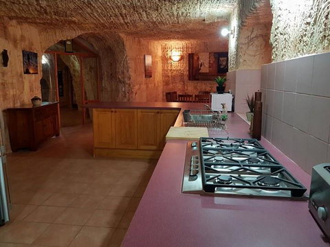 Zen Underground B&B - Accommodation Noosa 16