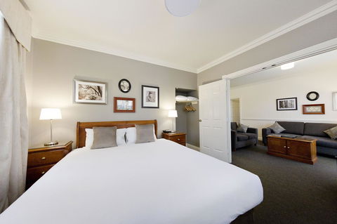 Majestic Old Lion Apartments - Accommodation Noosa 13