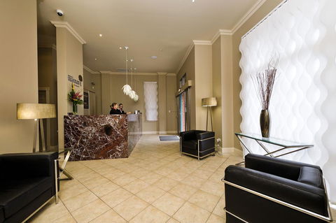Majestic Old Lion Apartments - Accommodation Noosa 15