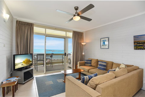 The Dolphins Beachfront Apartments - Accommodation Noosa 13