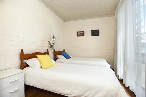 The Dolphins Beachfront Apartments - Accommodation Noosa 8