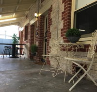 Two Cow Cottage Bed  Breakfast - Accommodation Noosa