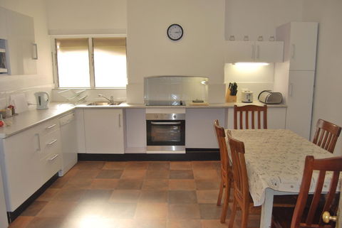 Jacaranda Cottage - Accommodation Noosa 3