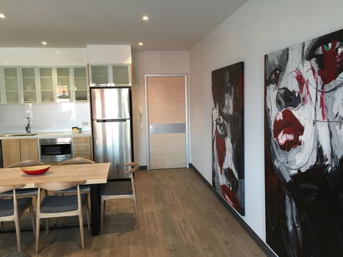 Semaphore Splash Apartments - Accommodation Noosa 8