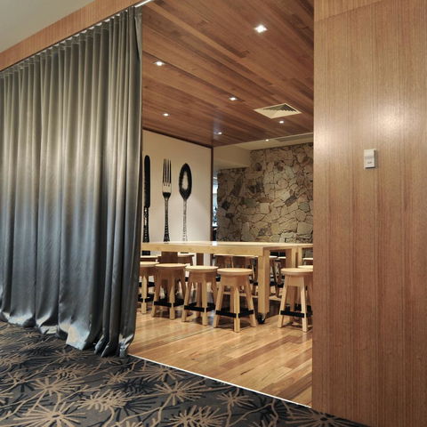 Mansfield Park Hotel - Accommodation Noosa 4