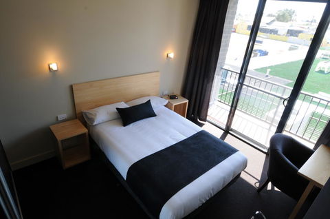 Mansfield Park Hotel - Accommodation Noosa 12
