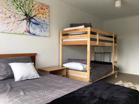 Windsor Gardens Home - Accommodation Noosa 4