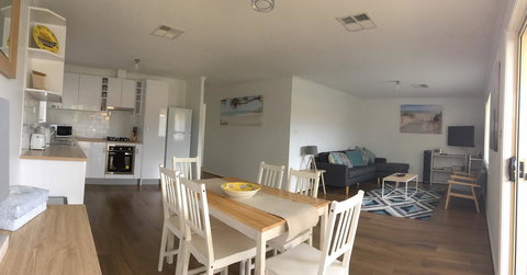 Windsor Gardens Home - Accommodation Noosa 9