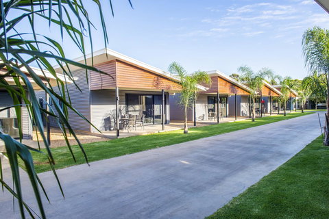 Paringa Resort - Accommodation Noosa 2