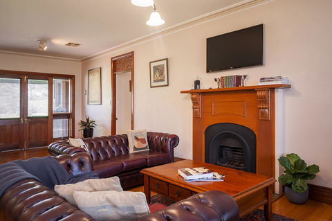 Angaston Saleyards Luxury Accommodation - Accommodation Noosa 24