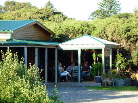 Boat Haven Studios - Accommodation Noosa 2