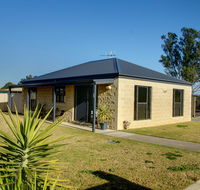 DBJ Holiday Units - Accommodation Noosa