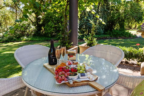 Adelaide Hills Retreats - Accommodation Noosa 14